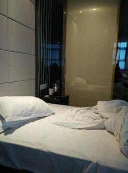 Provence Garden Hotel อู่ฮั่น ภายนอก รูปภาพ